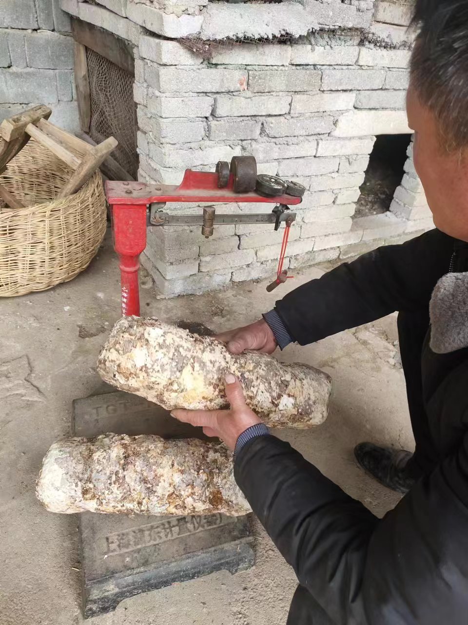 新型菌棒補(bǔ)水方式如何讓菇農(nóng)接受